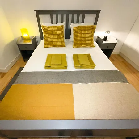 Charming Santos W/ Patio Apartmán Lisboa