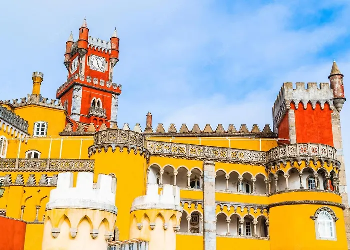 Charming Santos W/ Patio *