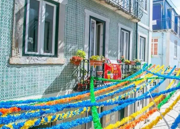 Charming Santos W/ Patio Διαμέρισμα Lisboa