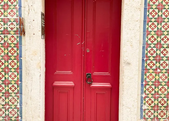 Διαμέρισμα Charming Santos W/ Patio Lisboa