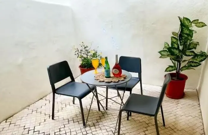 Charming Santos W/ Patio Διαμέρισμα Lisboa
